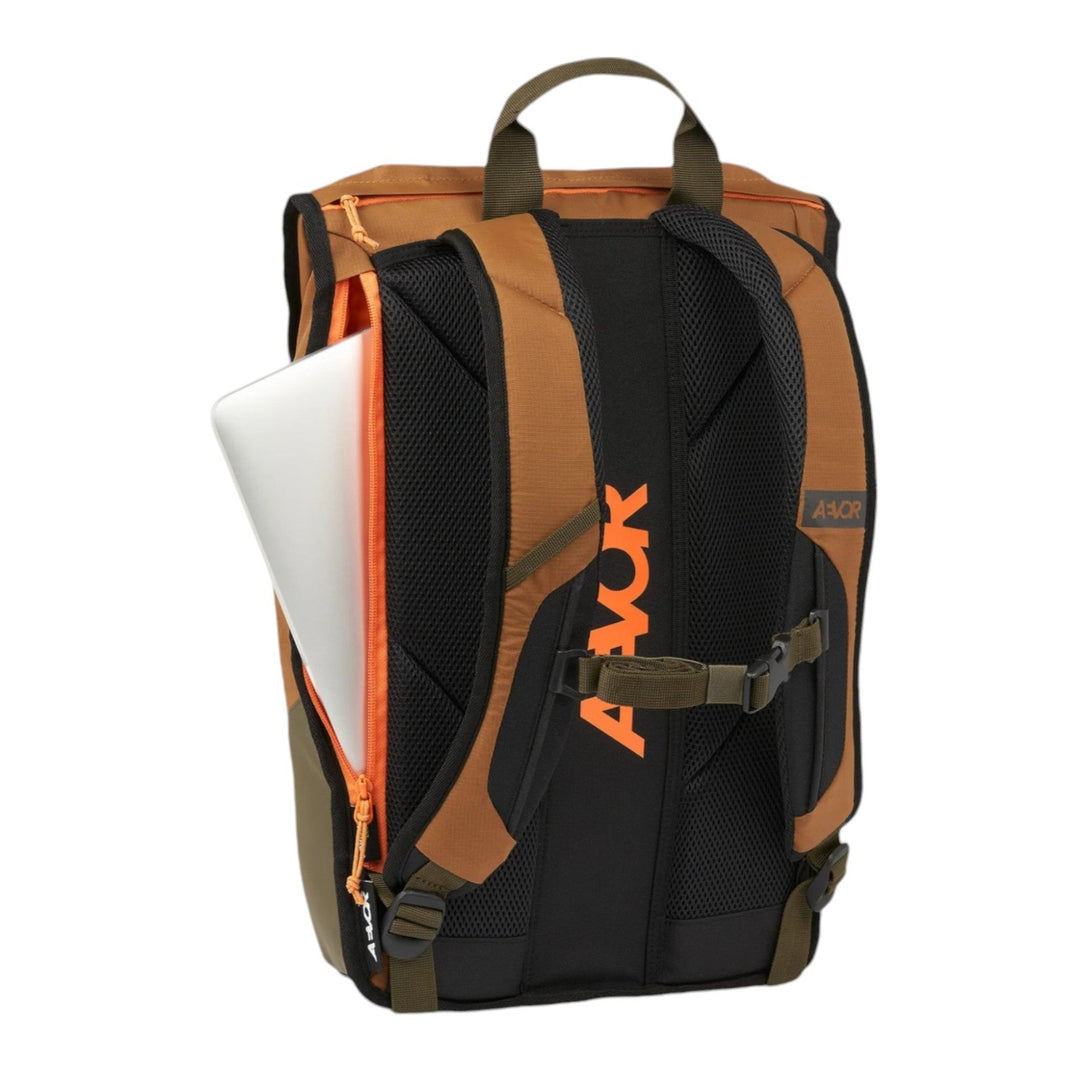 AEVOR
Daypack 18-28 Liter Rucksack mit Notebookfach