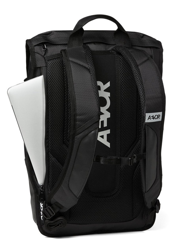 AEVOR
Daypack 18-28 Liter Rucksack mit Notebookfach